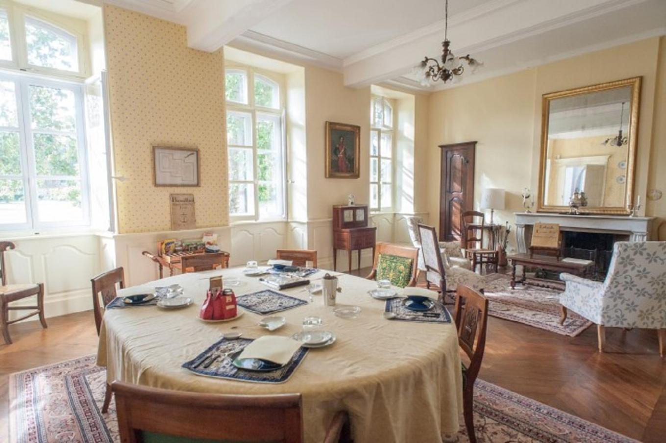 Domaine De Lalande Bed & Breakfast Vénès Dış mekan fotoğraf